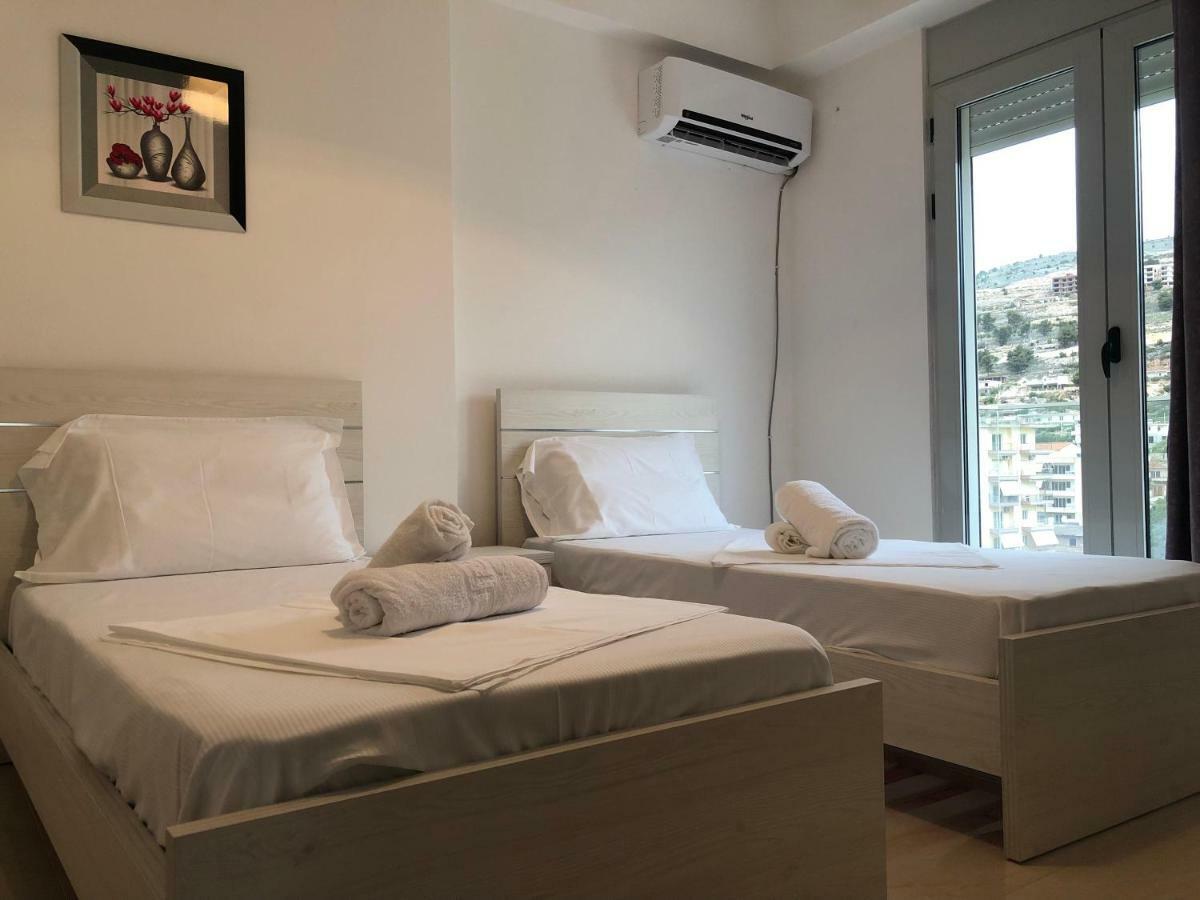 Luxury Sea View Apartaments Saranda Extérieur photo